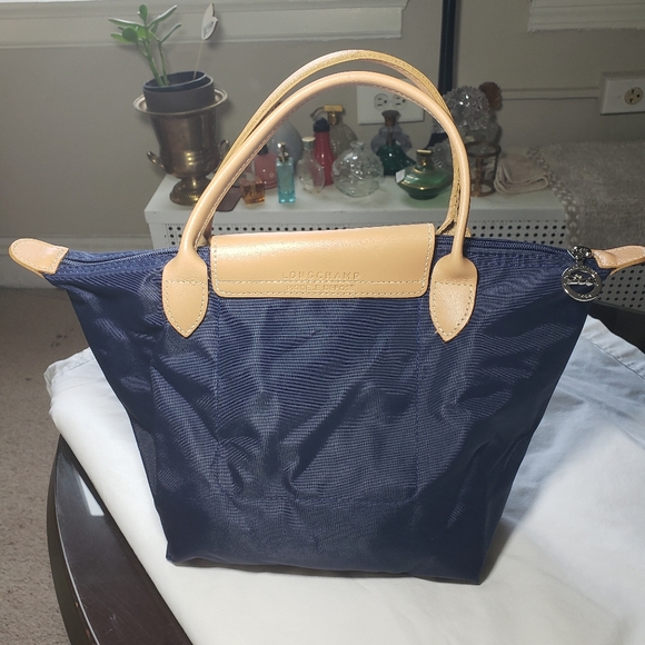 C8,137 Longchamp Blue Nylon Leather Trim Embellished - Picture 2 of 11